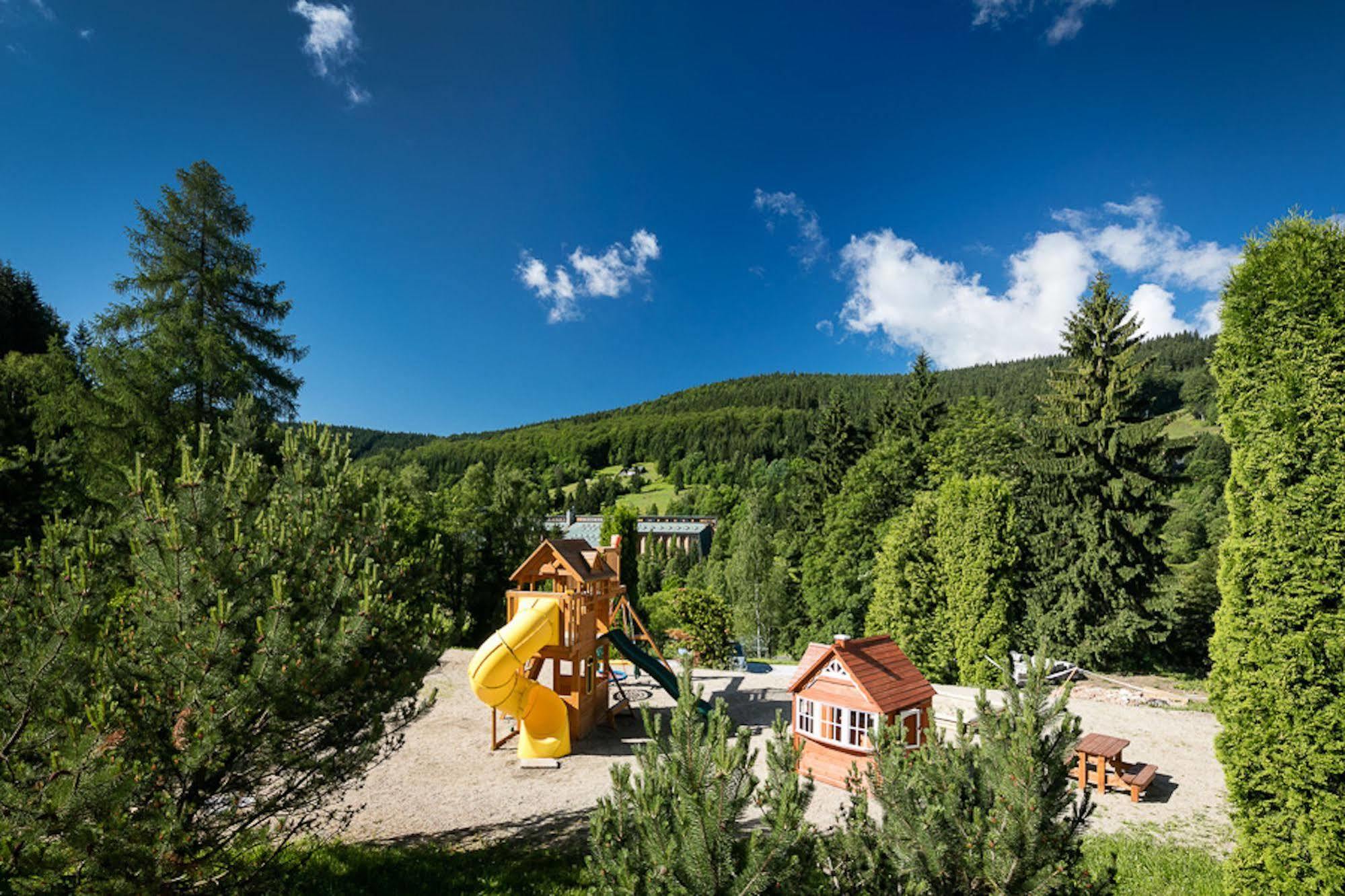 Pytloun Wellness Hotel Гаррахов Экстерьер фото